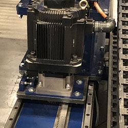 APEX减速机案例：自动化金属板加工中心机架系统